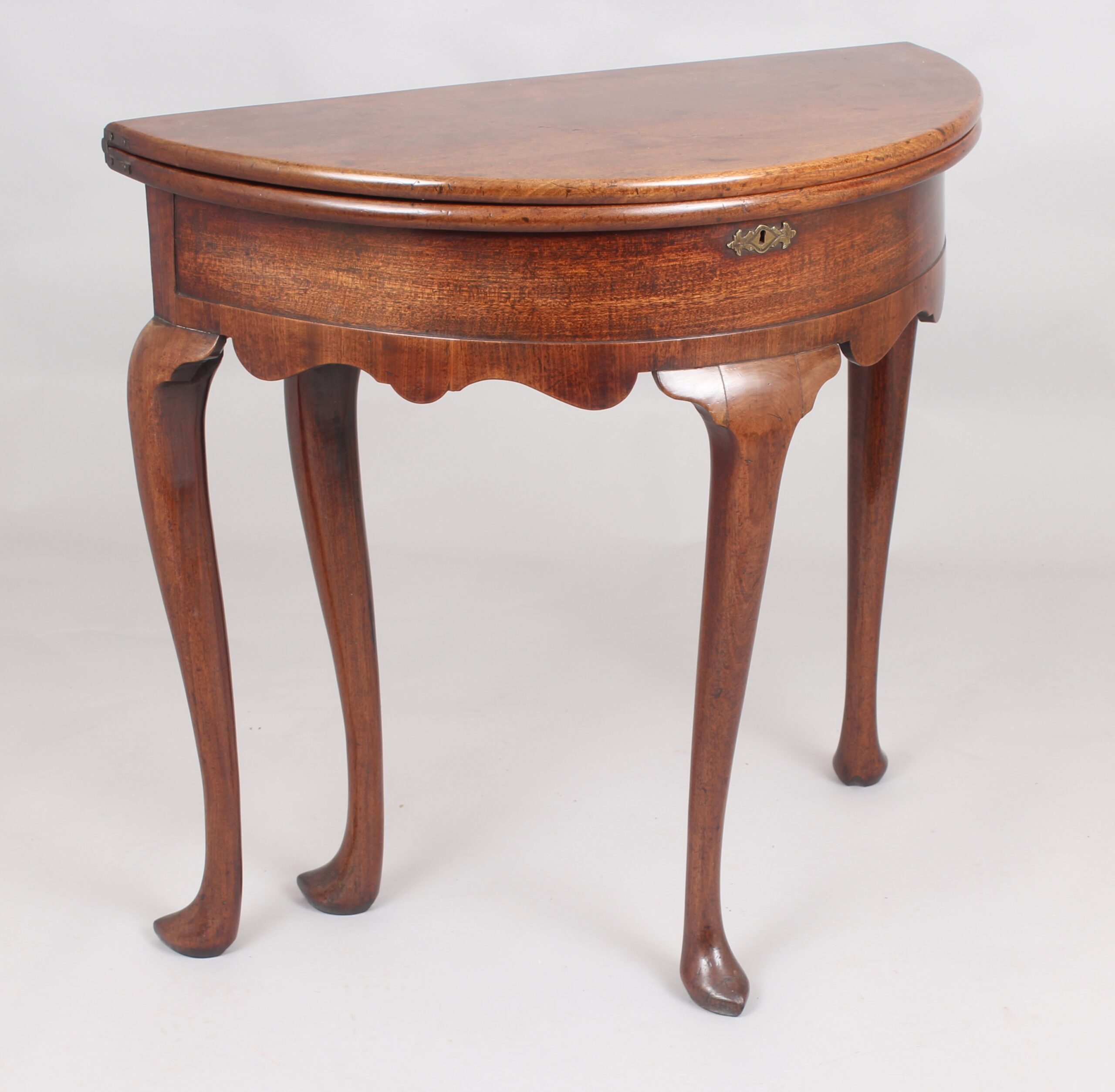 George II period mahogany tea-table