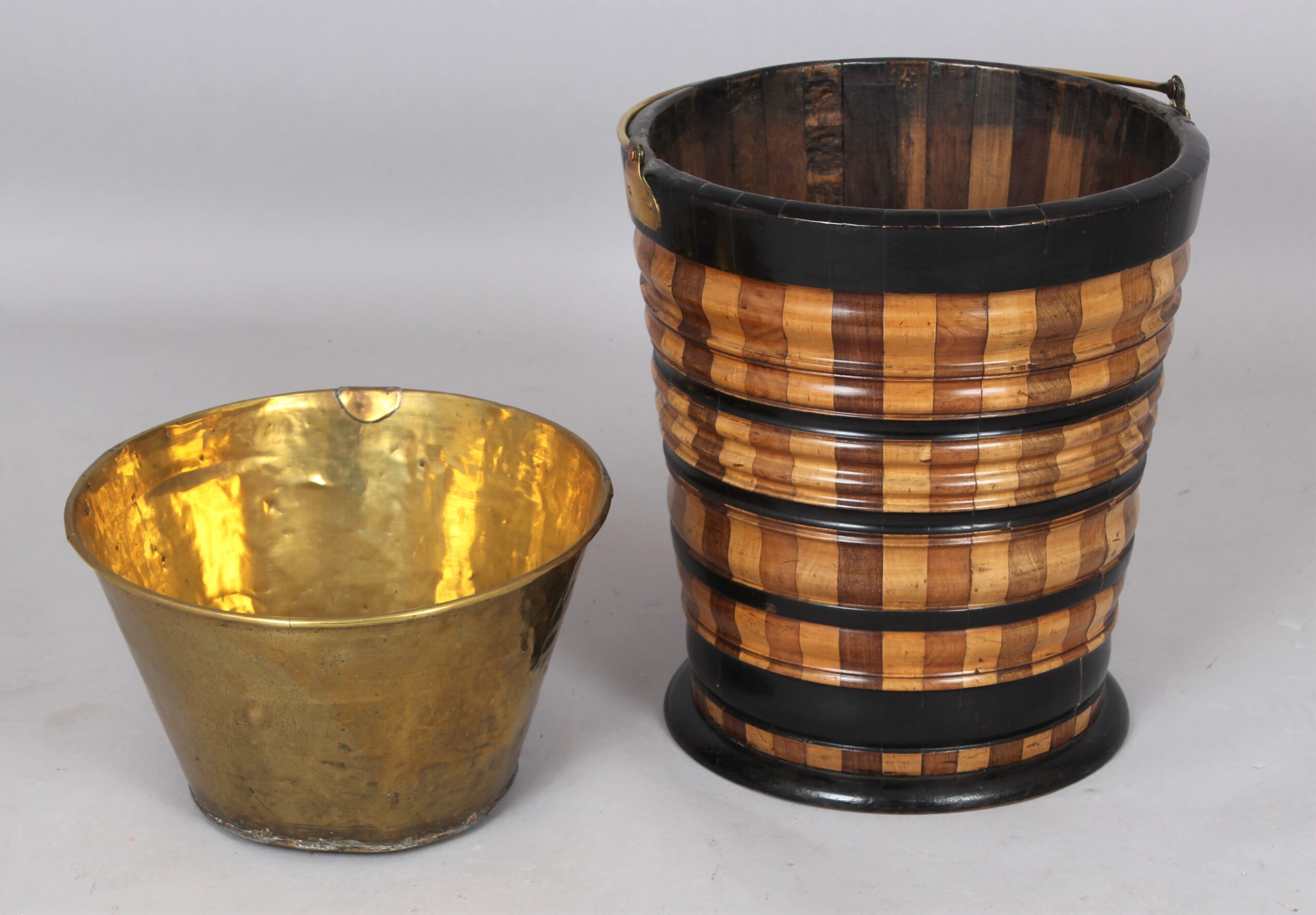 Early 19th century Dutch ‘teestoof’ bucket