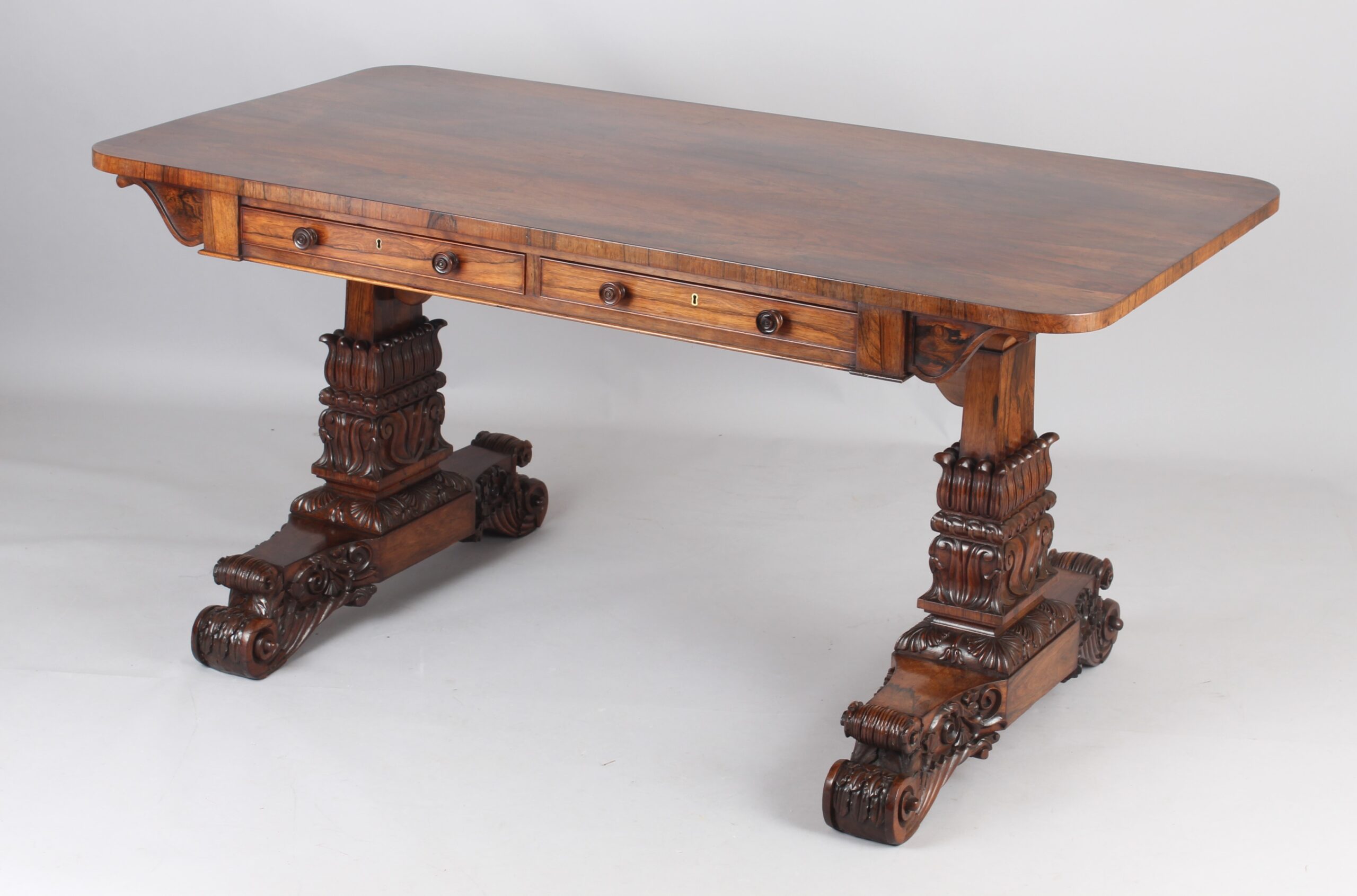 A fine rosewood library table of very high quality and, possibly, by Gillows