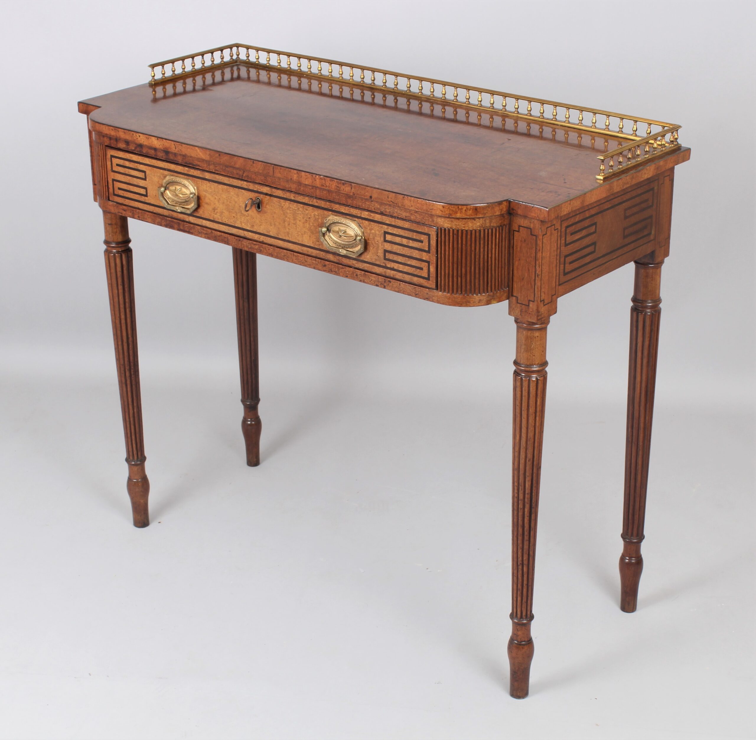 Fine Regency period mahogany side, serving or console table