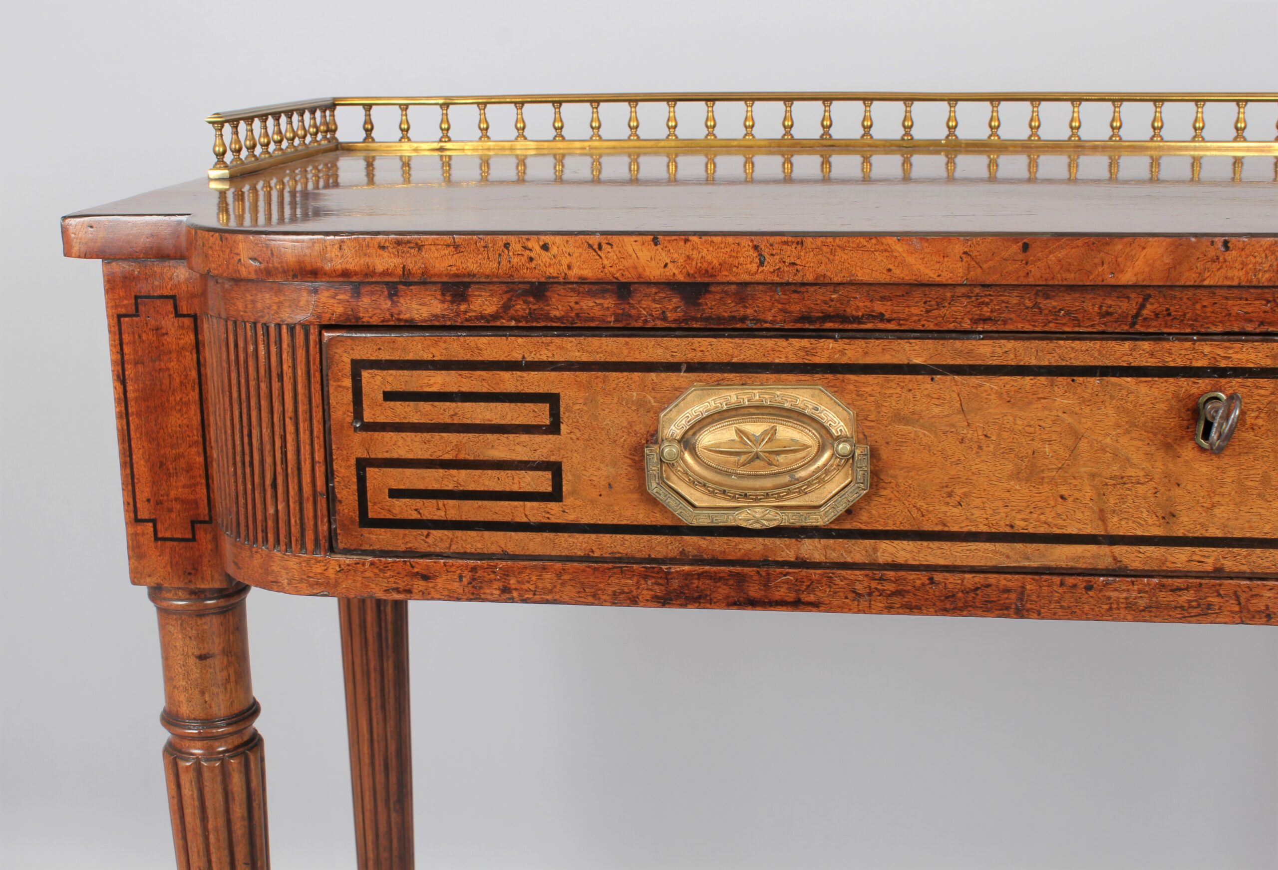 Fine Regency period mahogany side, serving or console table