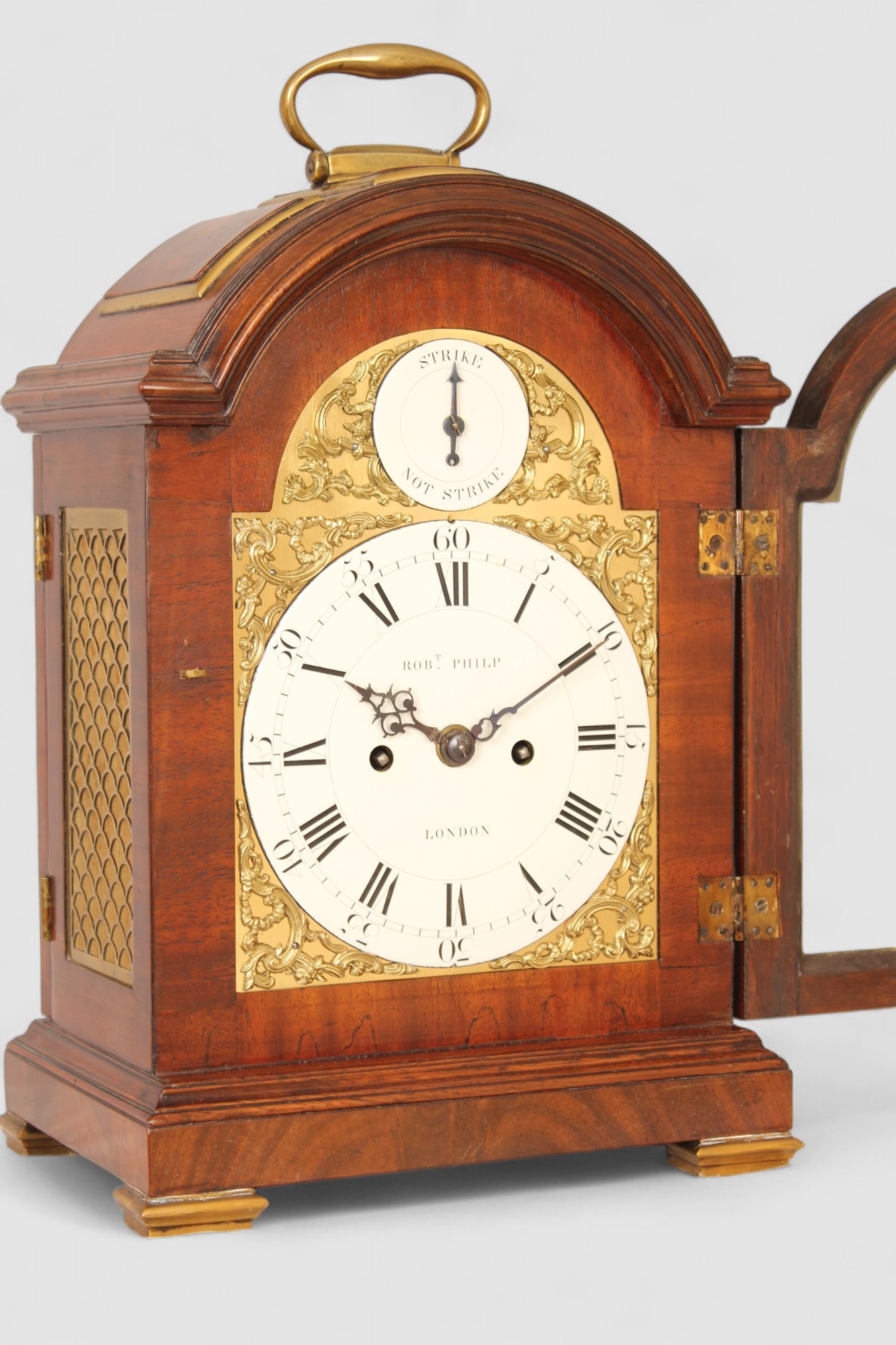 A fine George III bracket clock by Robert Philp