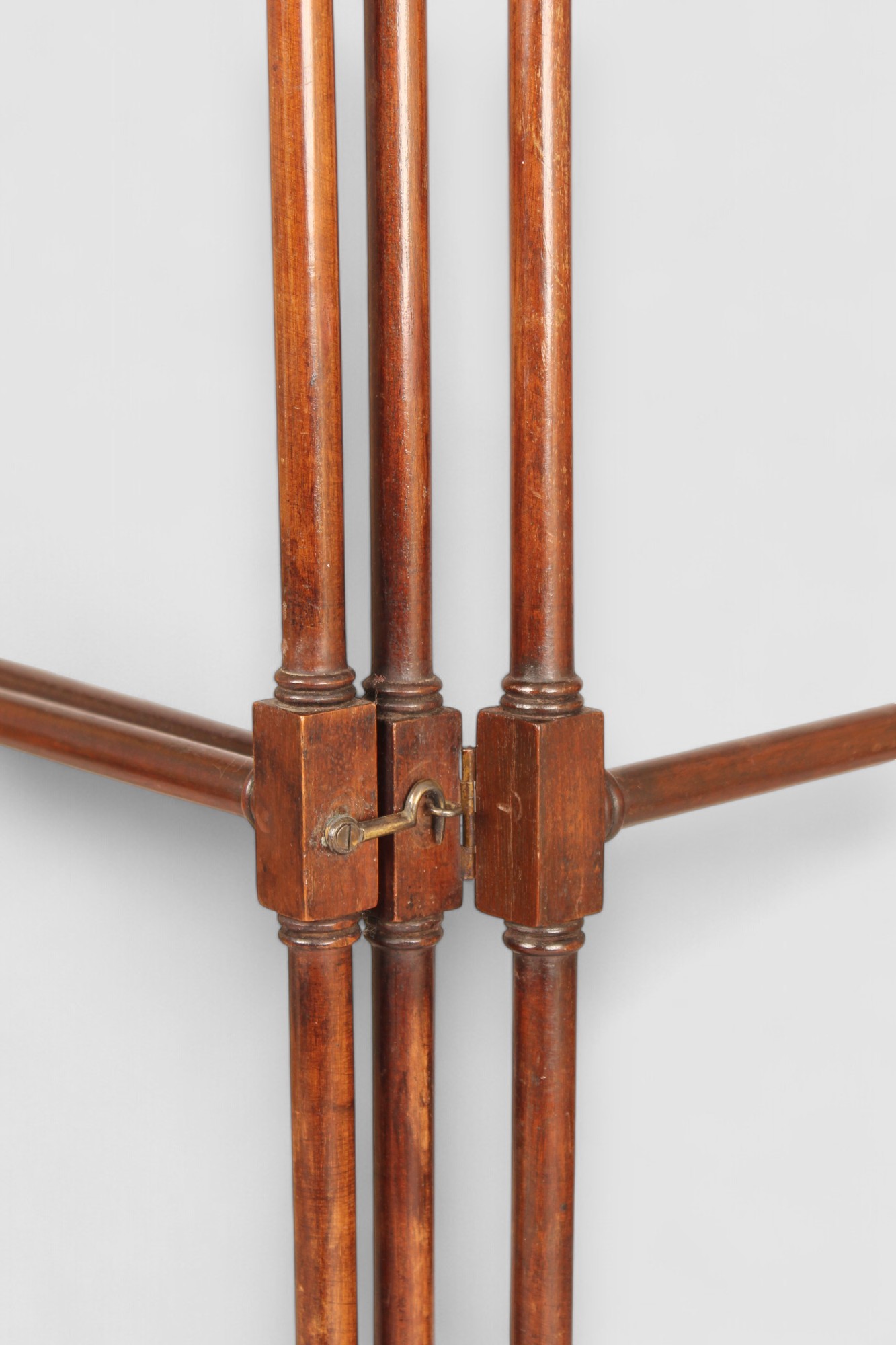 Three section mahogany towel rail