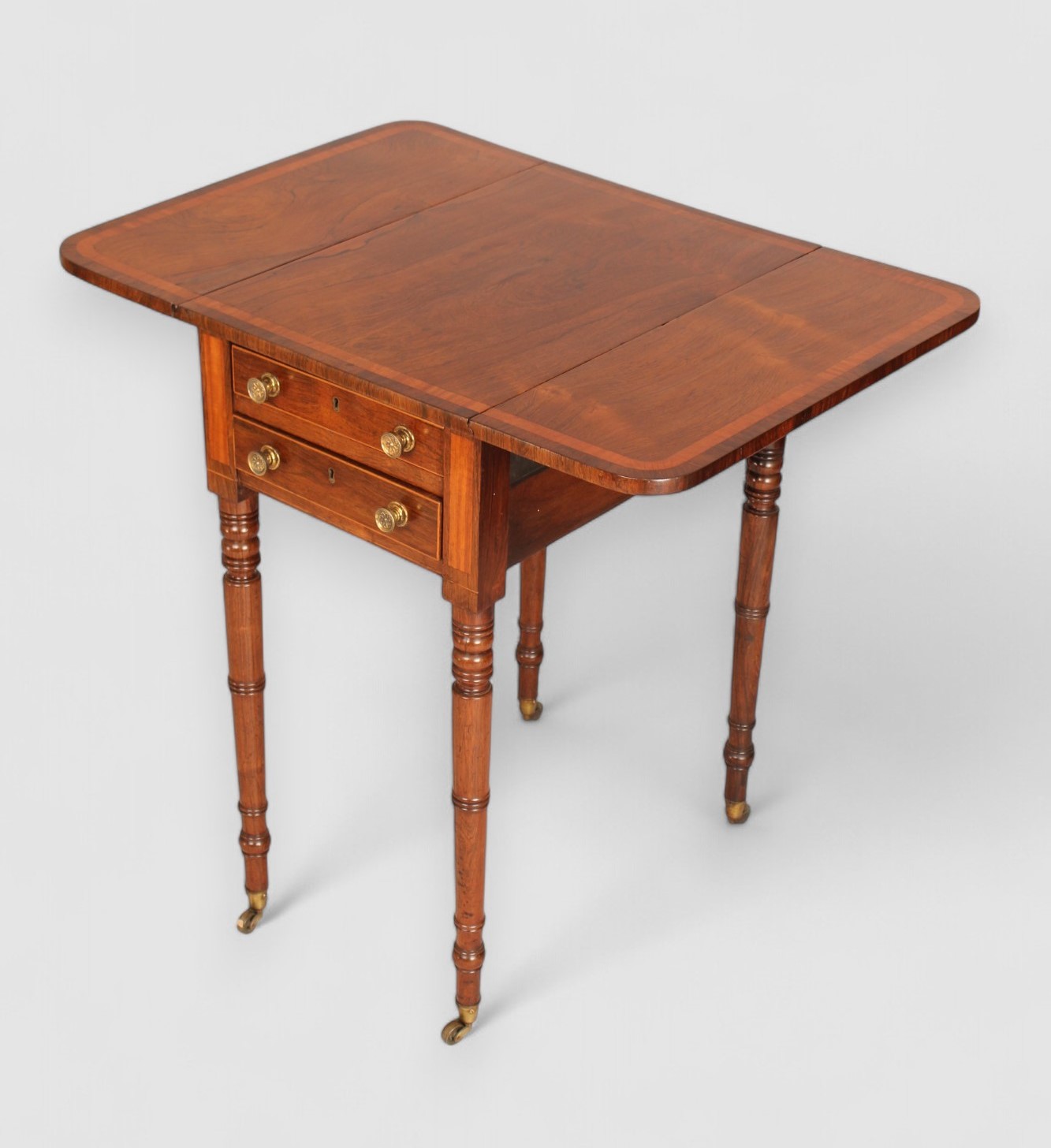 Rosewood Pembroke table with two drop leaves