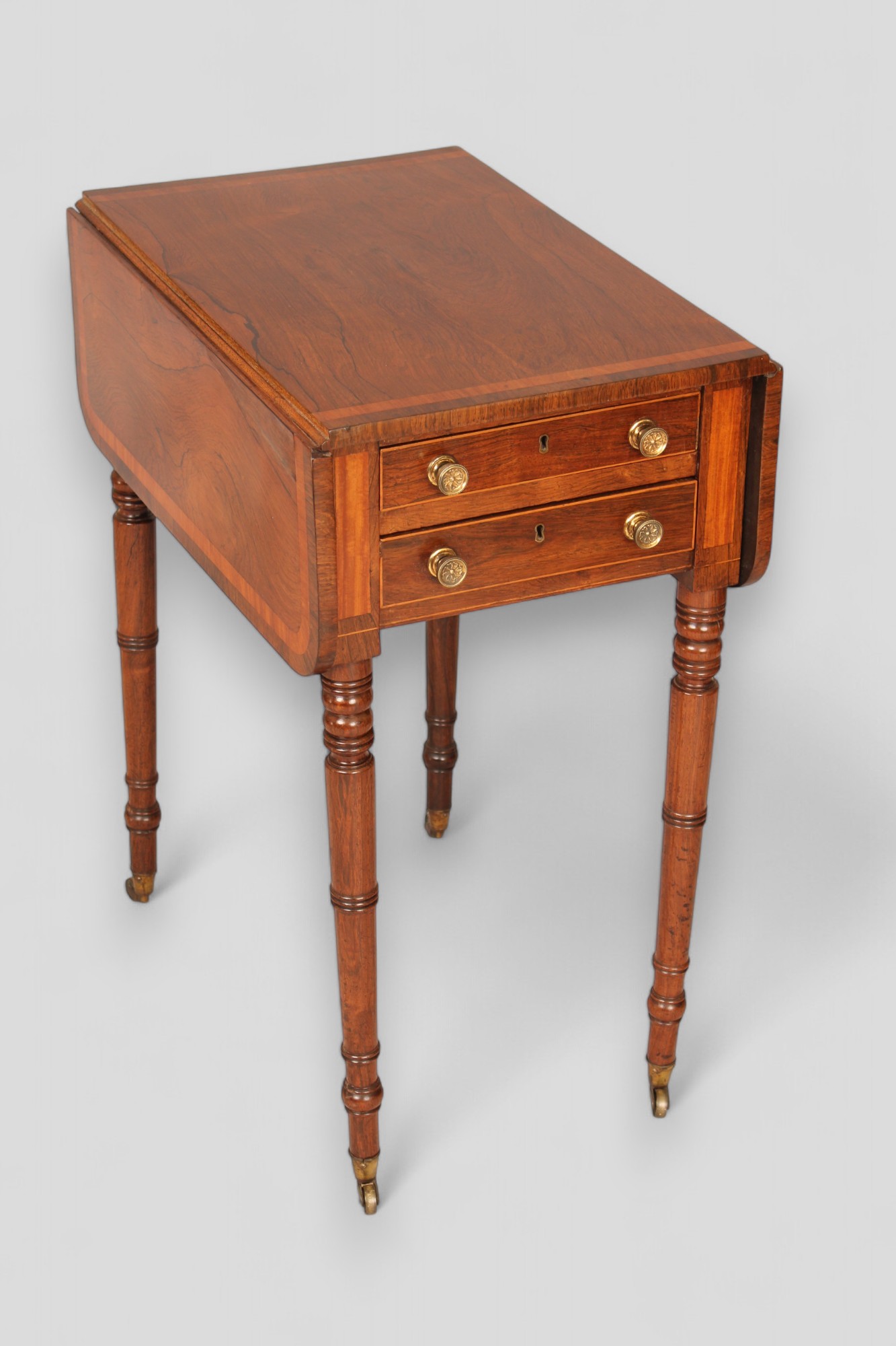 Rosewood Pembroke table with two drop leaves