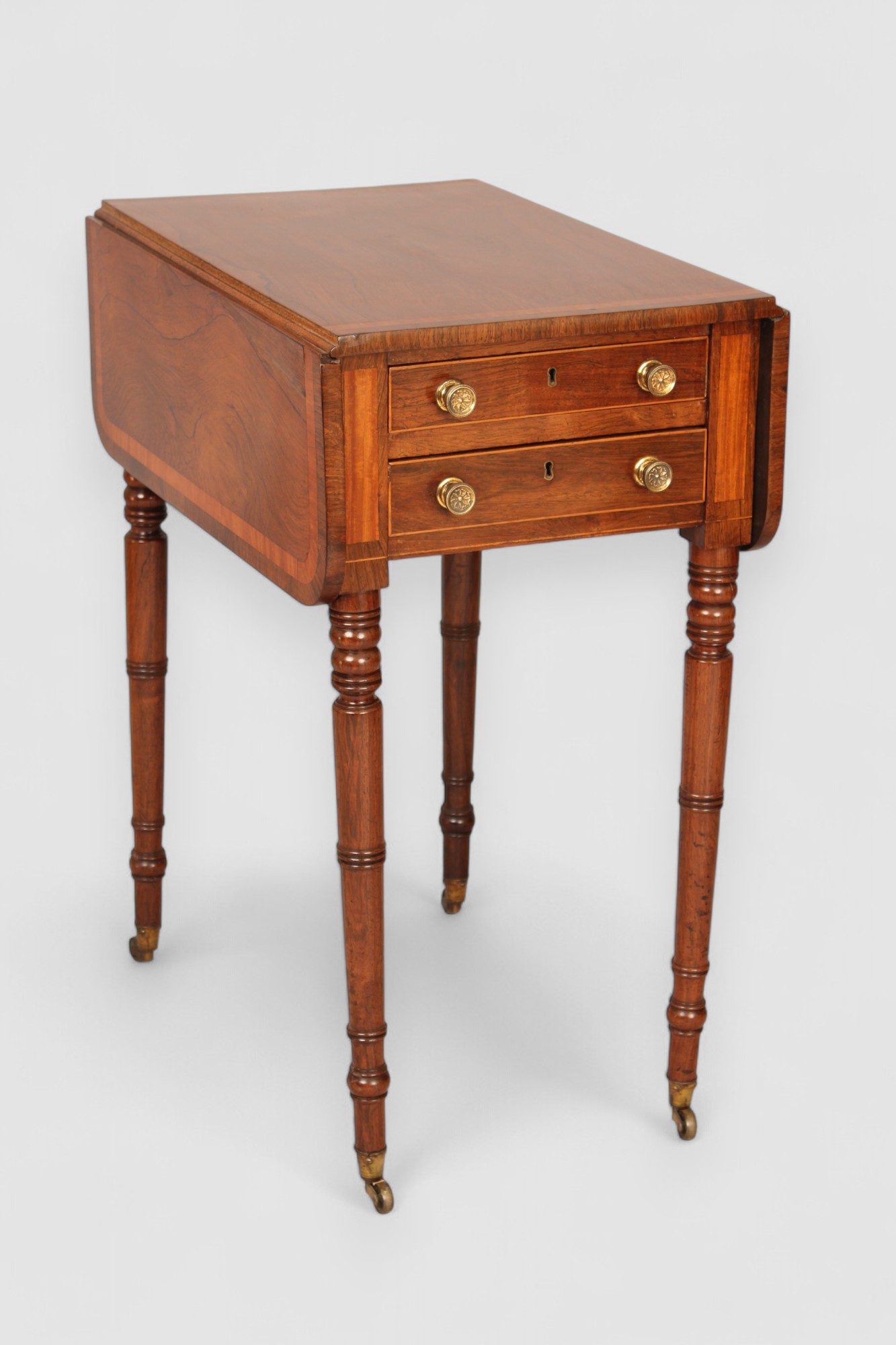 Rosewood Pembroke table with two drop leaves